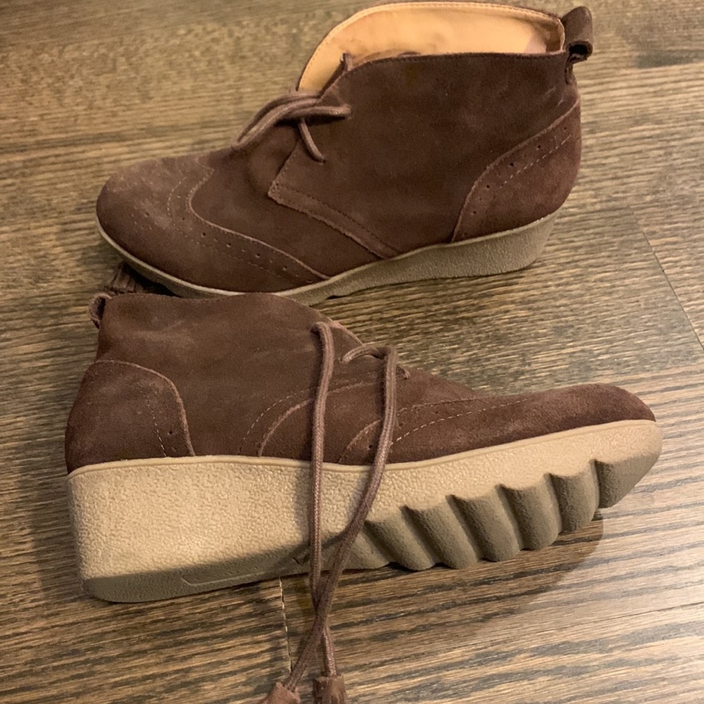Brown suede Lands End booties - 9.5